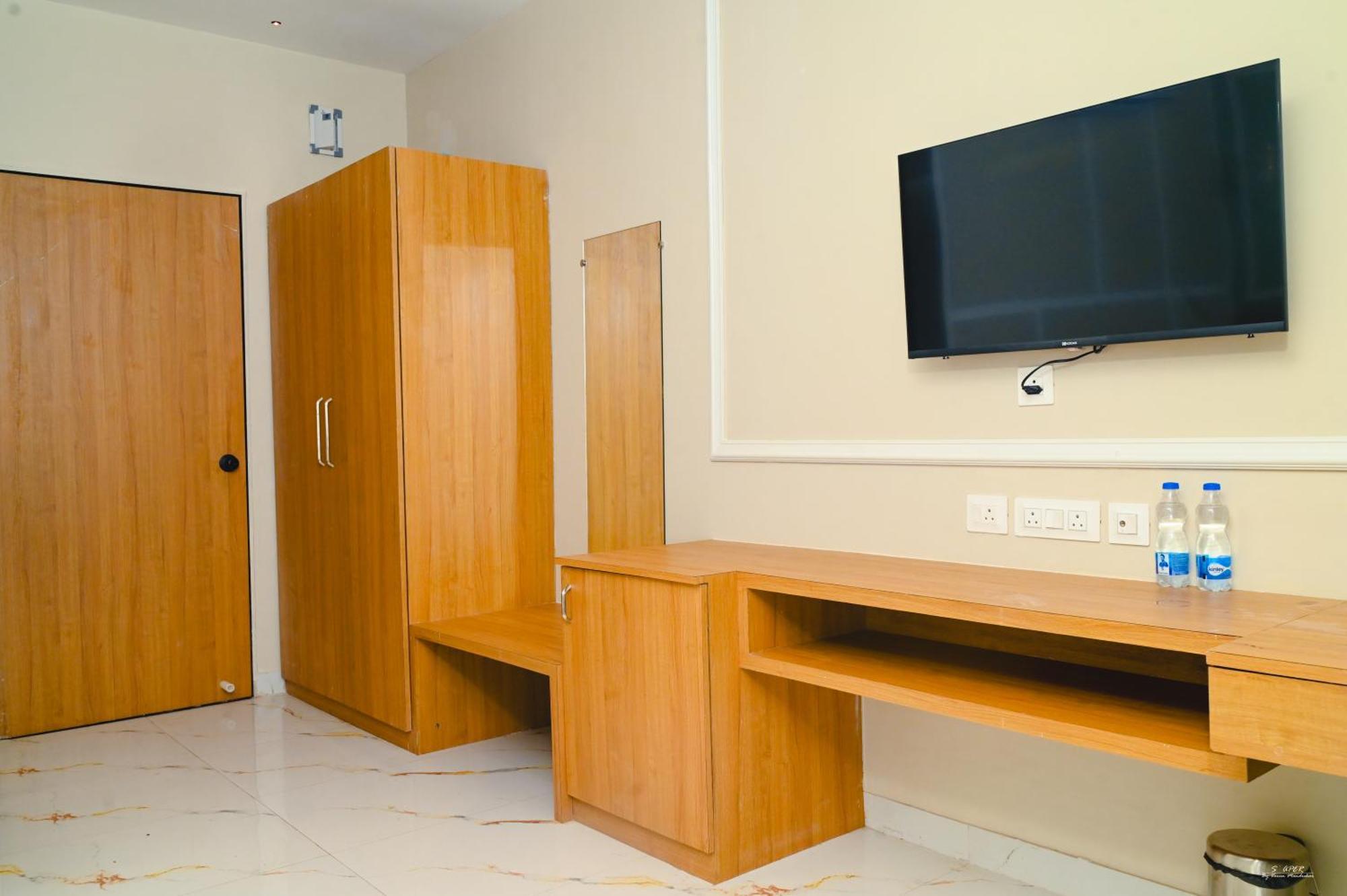 Morjim Beach Villa Экстерьер фото